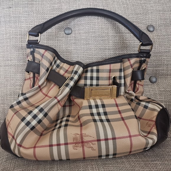 Burberry Medium Willenmore Hobo - Picture 4 of 8